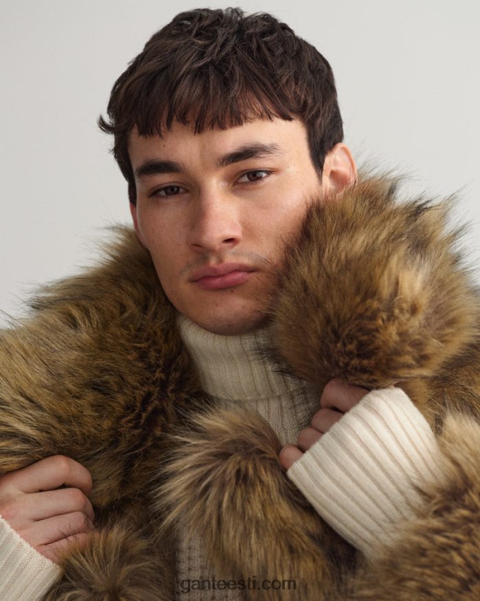 GANT mehed pruunikaspruun kunstkarusnahast mantel NBR64N396